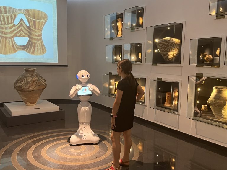 Pepper Robot la Muzeul Universității Iași