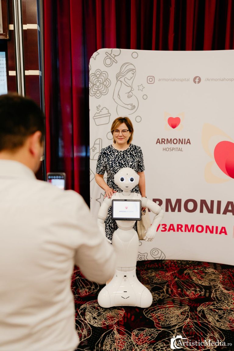 Pepper Robot la Armonia Hospital