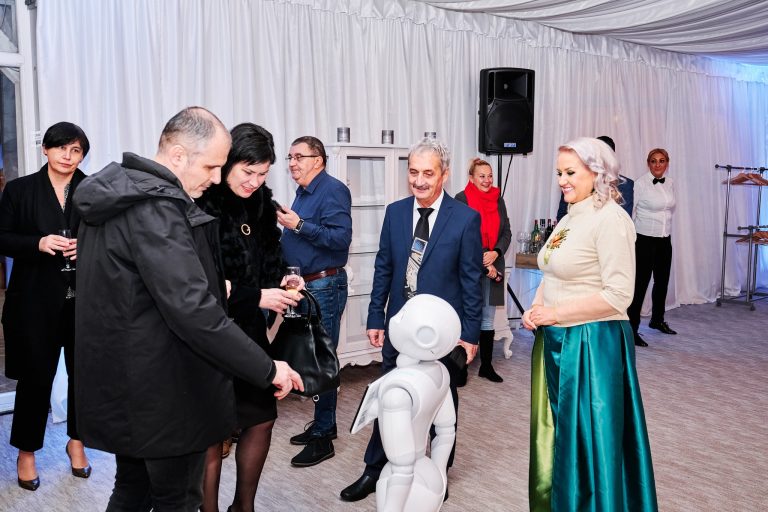 Pepper la Camera de Comert